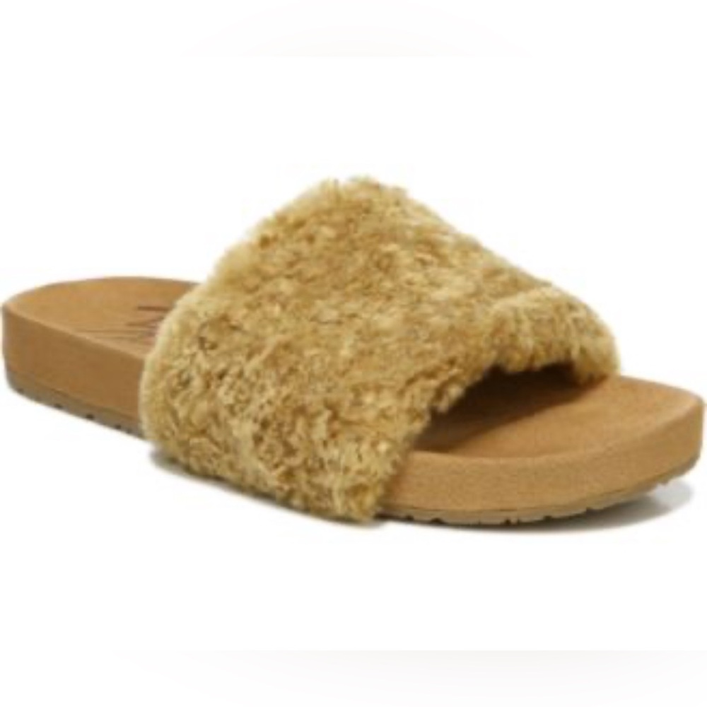 Zodiac Majorca Fuzzy Soft Slide Sandals in Tan, Size 8.5 NWOT